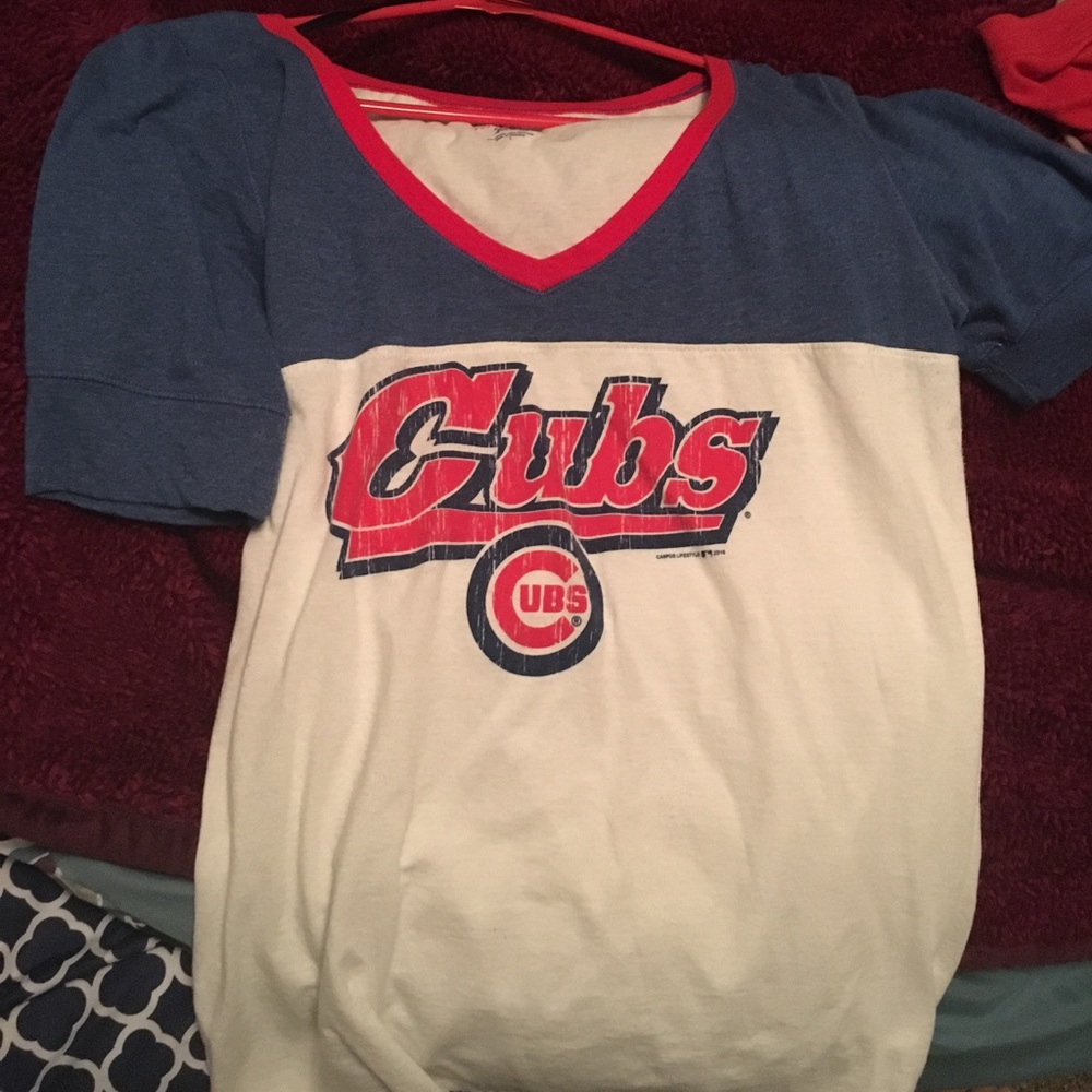 Cubs t shirt